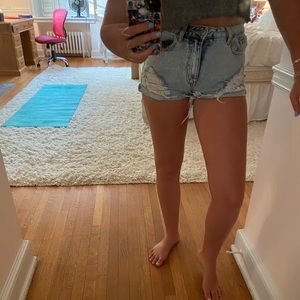 FOREVER 21 ripped jeans